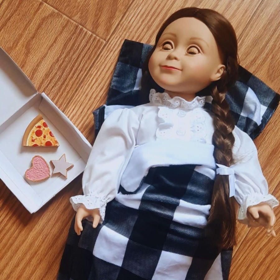 Combos The Queen's Treasures | 11Pc Sleepover And Pizza Party For 18" Dolls